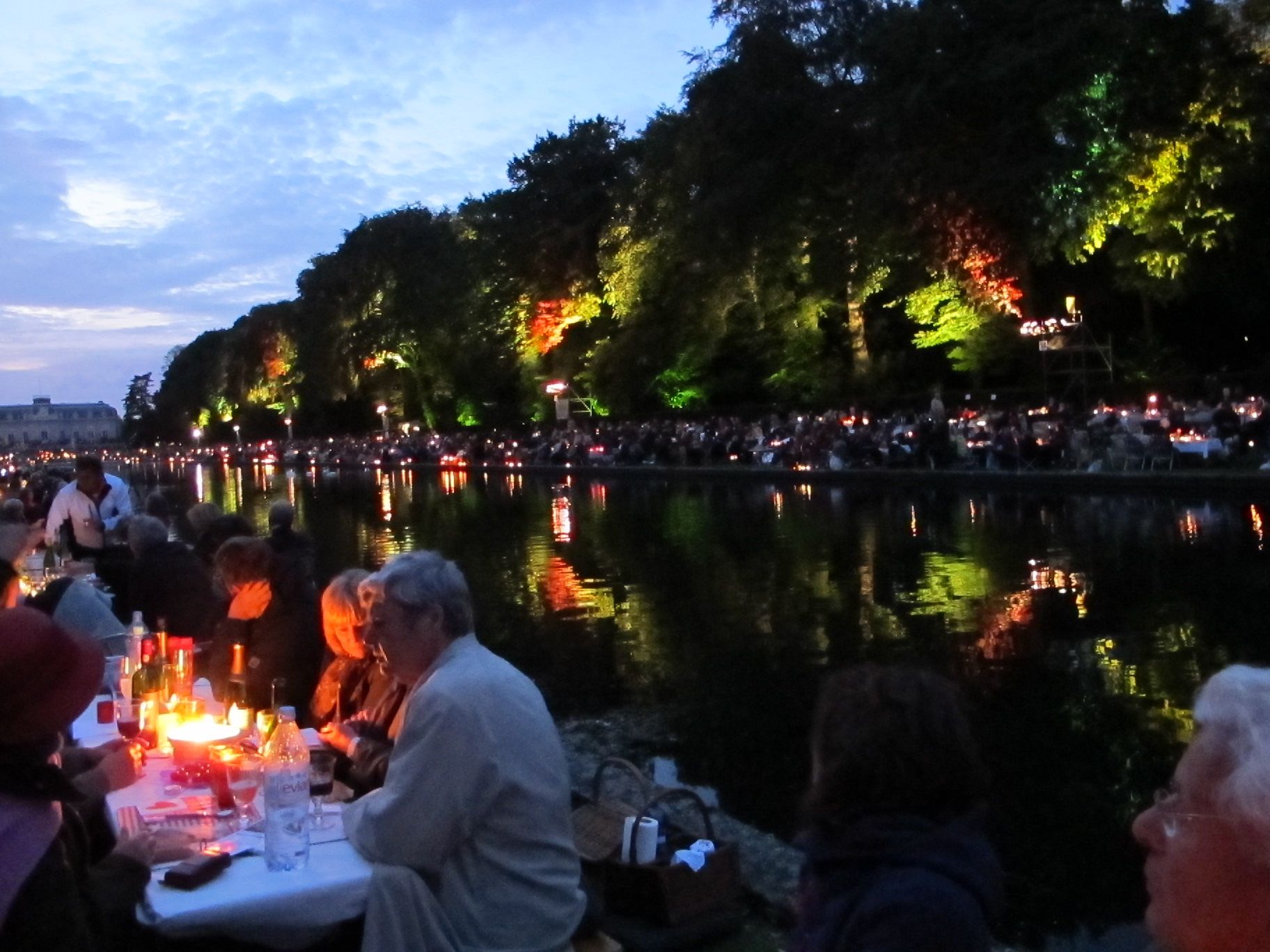 Alumni-Club-Rheinland: Sommernacht im Schlosspark Benrath